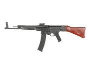 AGM StG 44 Sturmgewehr oxiderad med träkolv