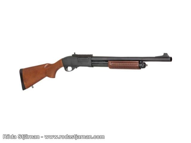 Golden Eagle M8870 Trä Shotgun Green Gas