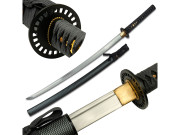 Katana i 1045 kolstål – satinpolerat blad med blodränna