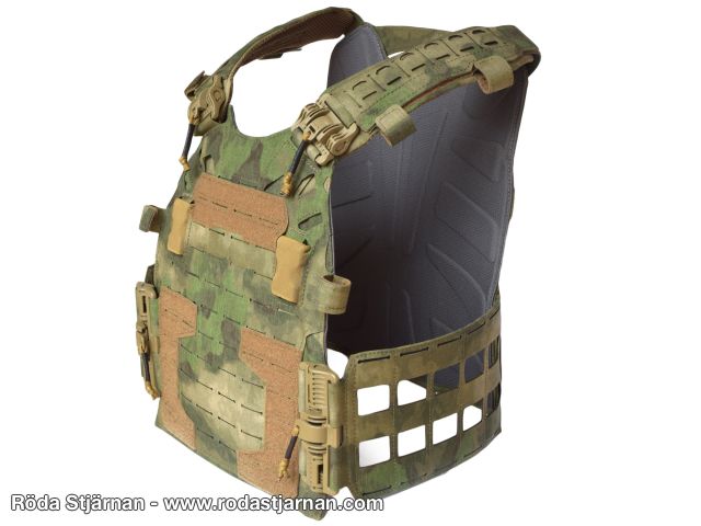  combat vests