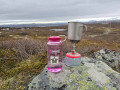 Nalgene 1L WM Flaske Cosmo med Platinum Cap Sustain krus og feltflasker