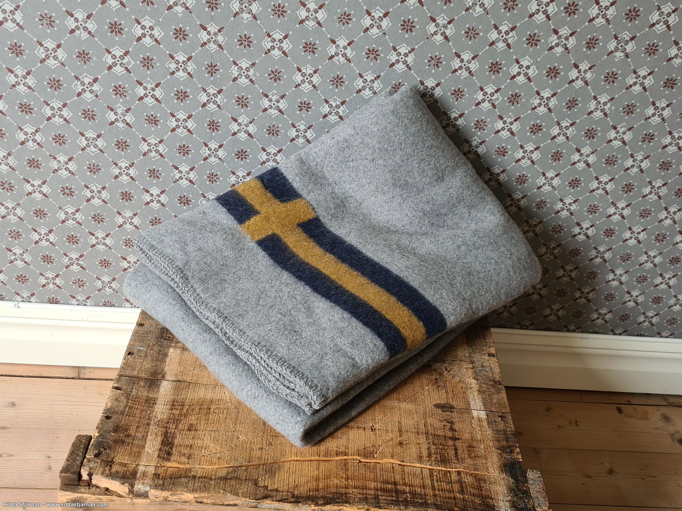 Buy Blanket Merino wool Swedish Flag